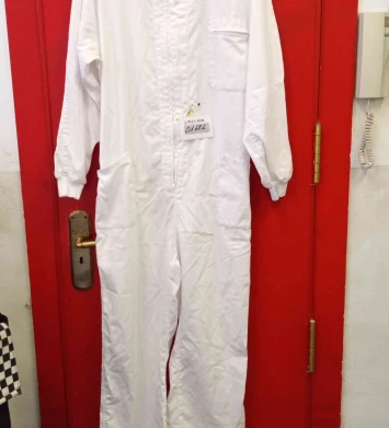 Granota blanca de treball