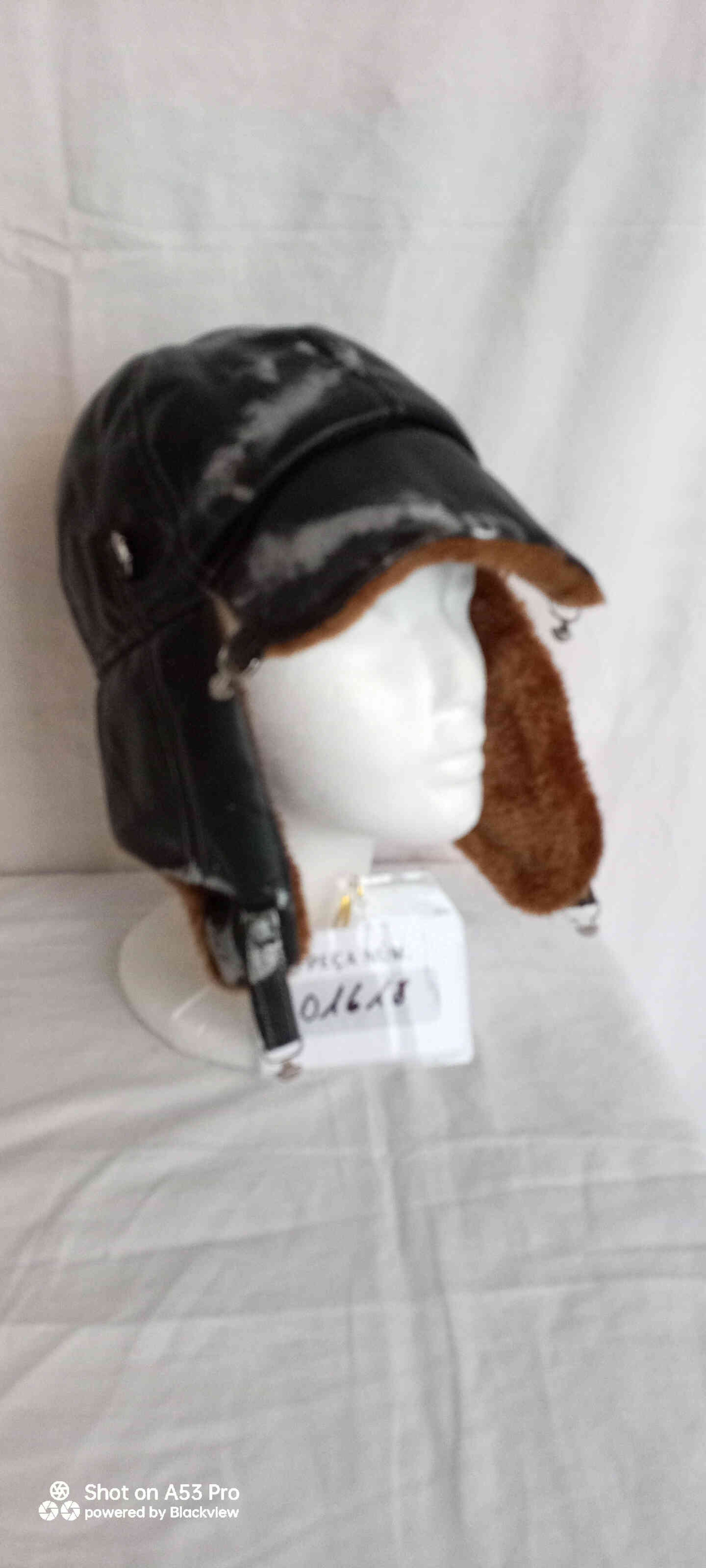 Barret pilot marrò i platejat