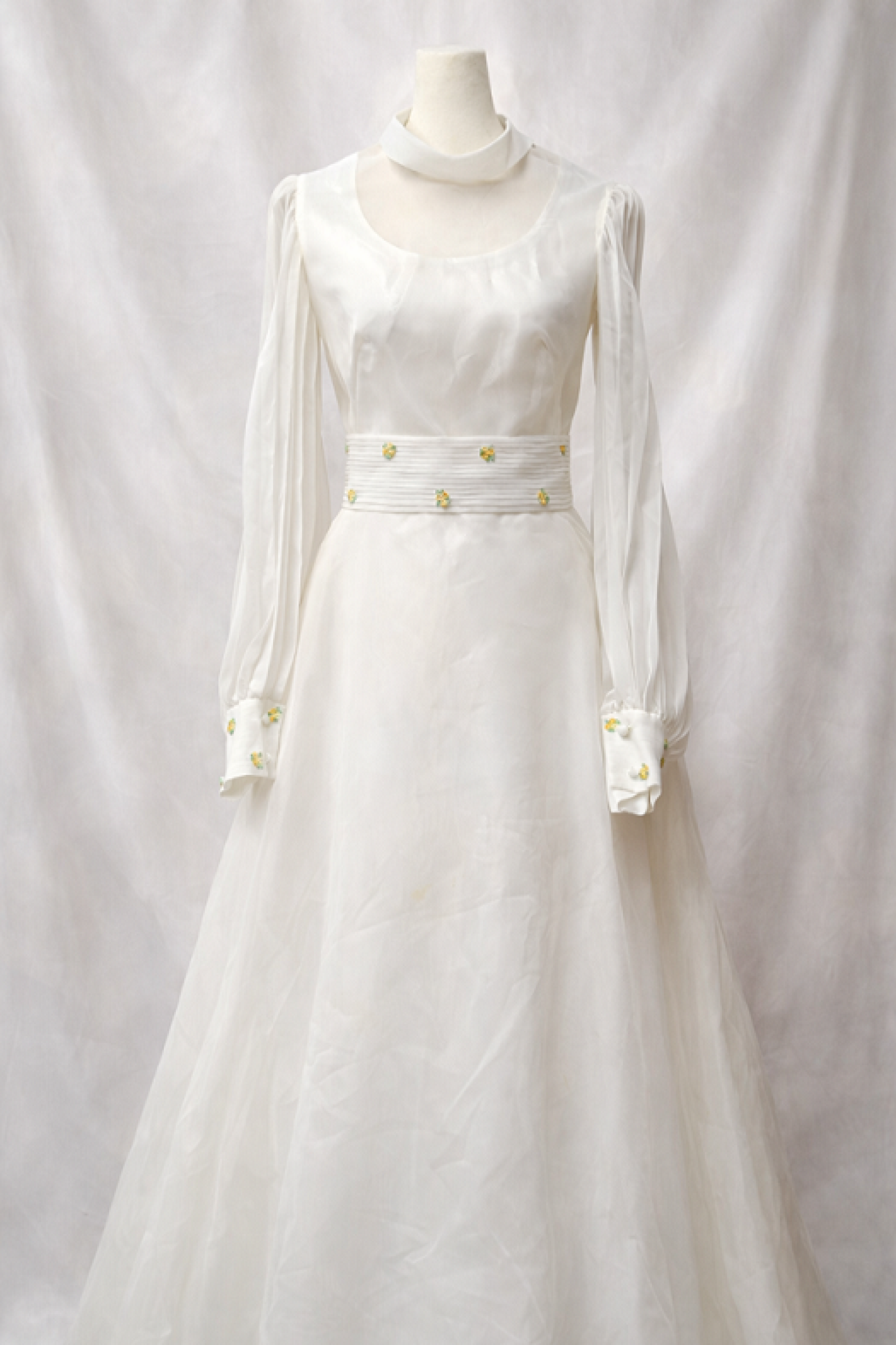 VESTIT NÚVIA MÀNIGA LLARGA