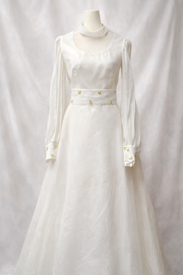 VESTIT NÚVIA MÀNIGA LLARGA